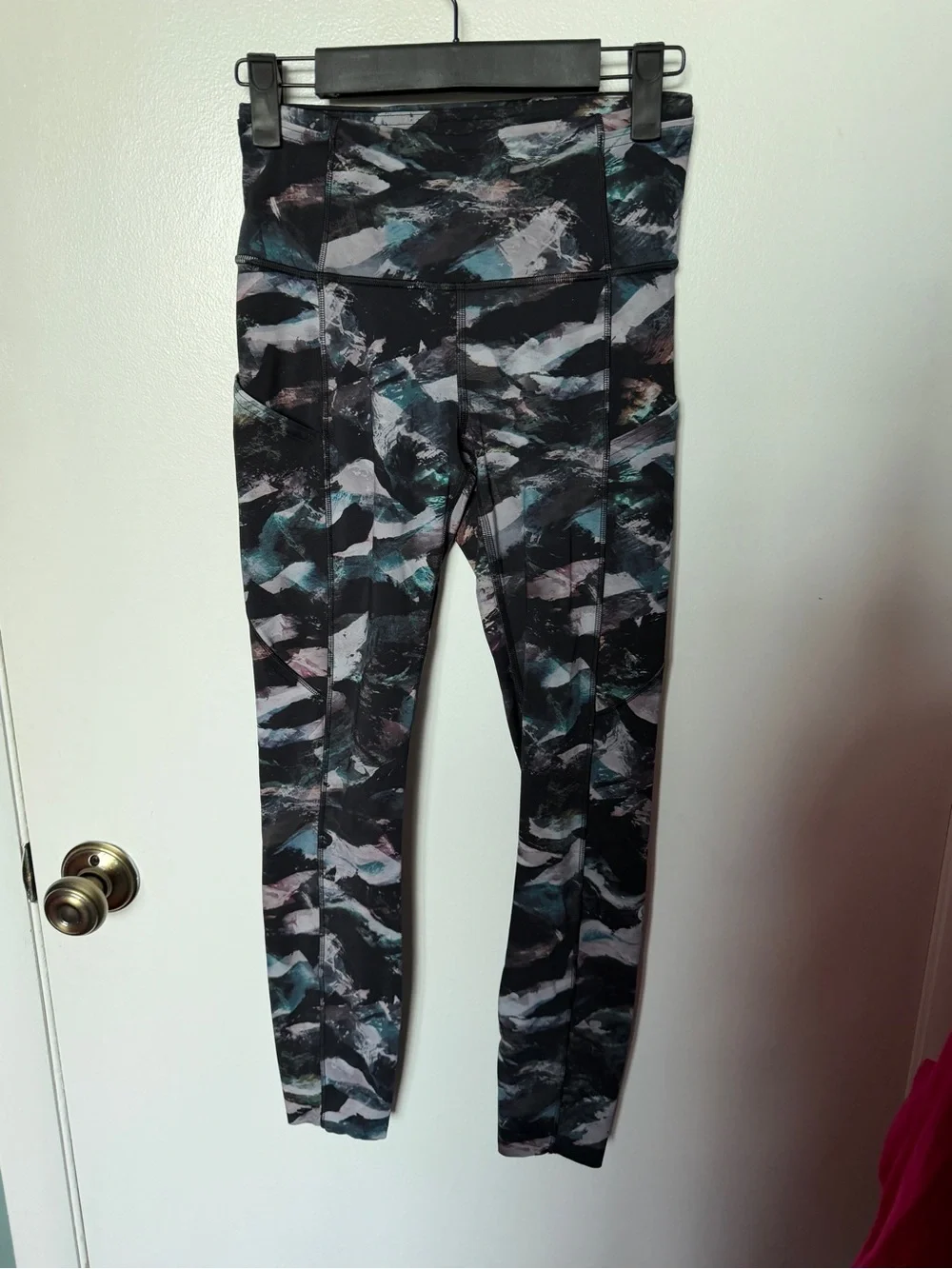 Lululemon Fast and Free Tight 25